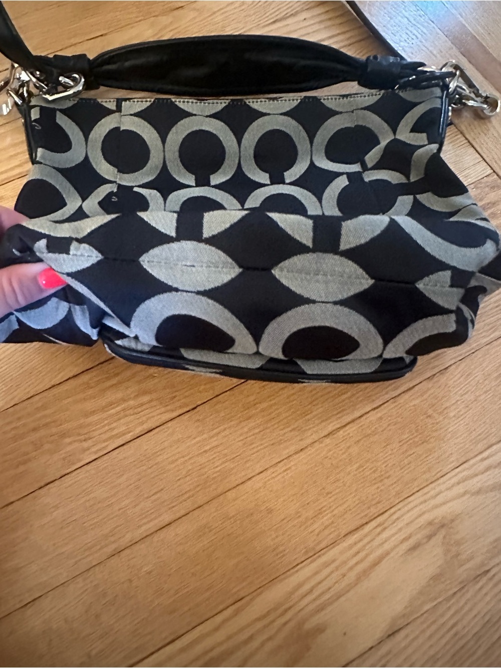 Vintage Coach Handbag - Picture 4 of 8
